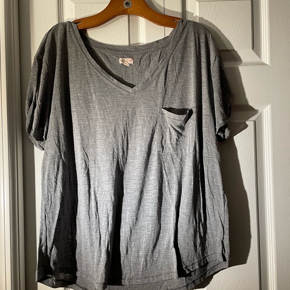 Aerie 3 t-shirt bundle - Picture 8 of 10